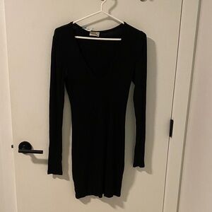Wilfred Classic Black Long Sleeve Dress